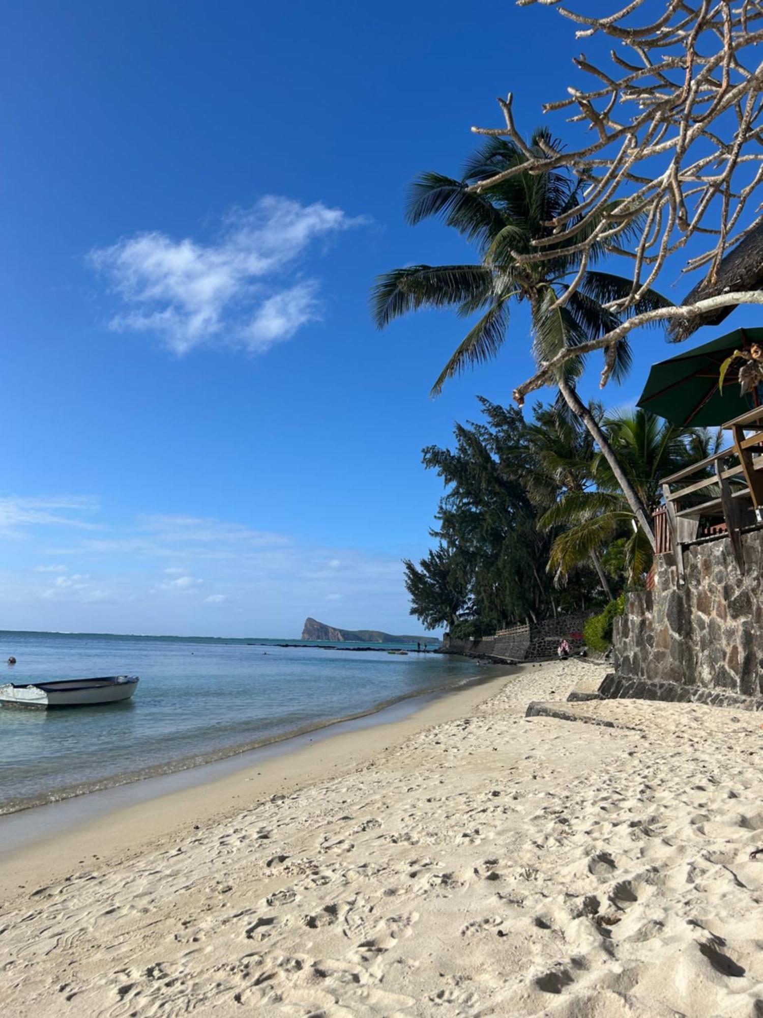 Coastal View Apartment Grand Baie